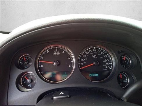 Used 2010 Chevrolet Tahoe LT RWD image 18