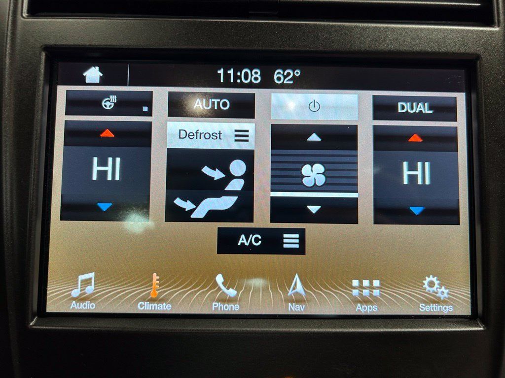 Used 2018 Lincoln MKC Reserve FWD image 18
