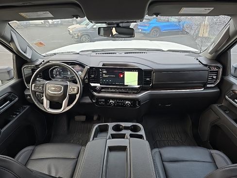 Used 2025 GMC Sierra 3500 SLT w/ X31 Off-Road Package image 25