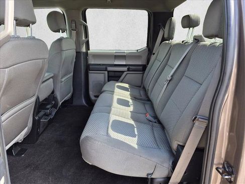 Used 2019 Ford F150 XLT w/ Equipment Group 302A Luxury AWD/4WD image 16