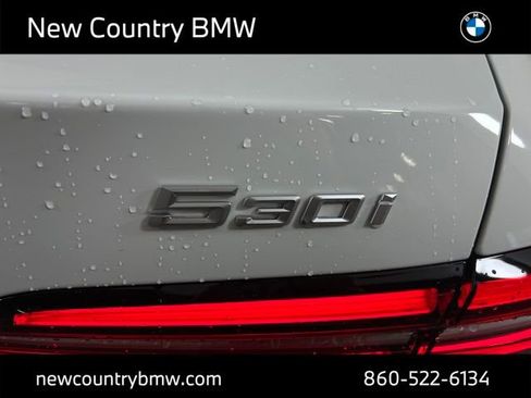 New 2026 BMW 530i xDrive w/ Premium Package image 11