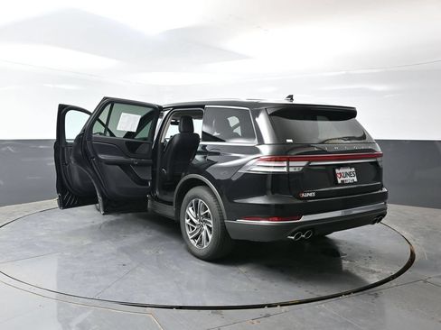 Used 2023 Lincoln Aviator AWD image 64