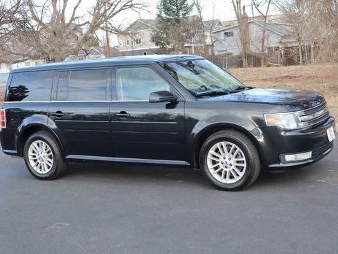 Used 2014 Ford Flex SEL w/ Equipment Group 202A image 2