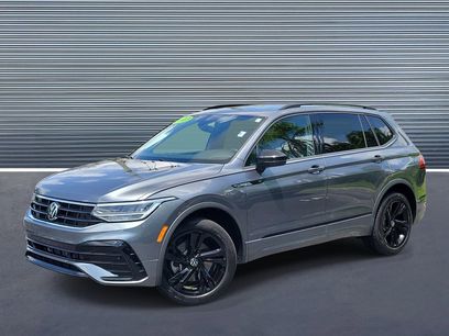 Used 2023 Volkswagen Tiguan SE R-Line