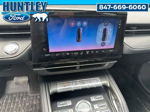 Used 2024 Lincoln Nautilus Reserve w/ Equipment Group 202A image 29