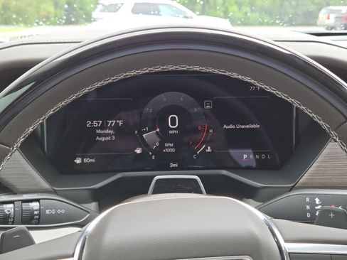 New 2026 GMC Acadia Denali w/ Super Cruise Package FWD image 30