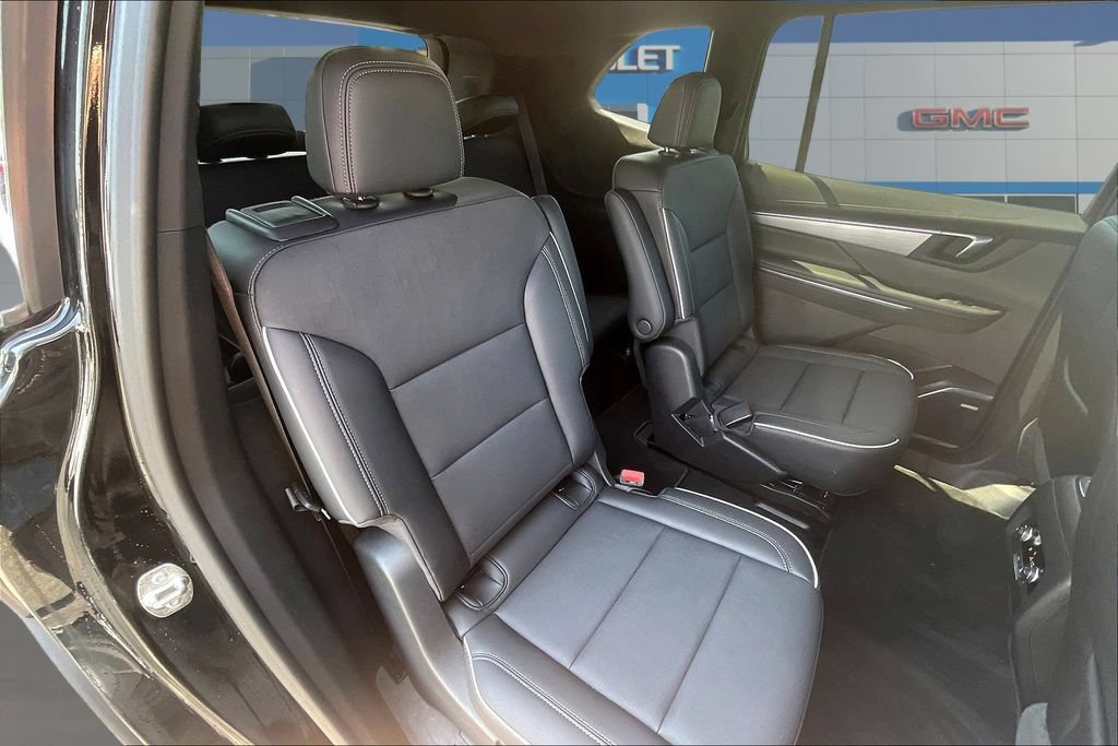 Used 2026 Buick Enclave Preferred FWD image 25