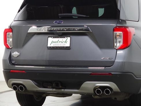 Used 2023 Ford Explorer King Ranch w/ Technology Package AWD/4WD image 10