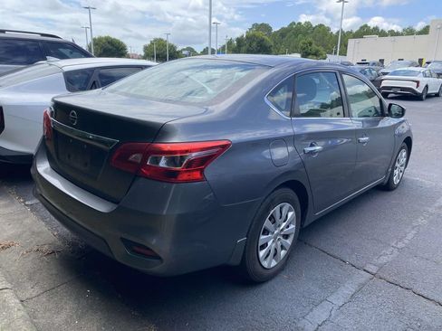 Used 2019 Nissan Sentra S FWD image 5