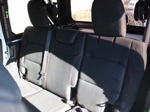 Used 2020 Jeep Wrangler Unlimited Rubicon AWD/4WD image 21