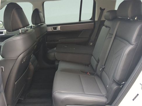 New 2025 Hyundai Santa Fe SEL image 15