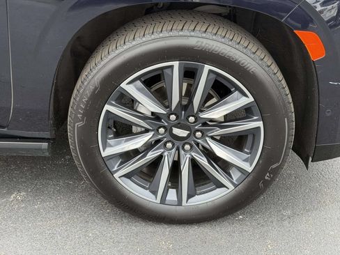 Used 2023 Cadillac Escalade ESV Sport Platinum AWD/4WD image 7