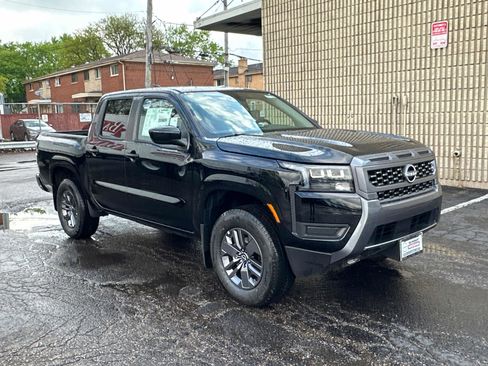 New 2026 Nissan Frontier SV w/ SV Convenience Package AWD/4WD image 3