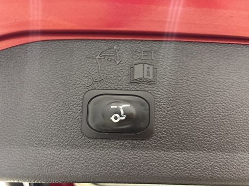 Used 2019 Ford Escape SEL AWD/4WD image 37