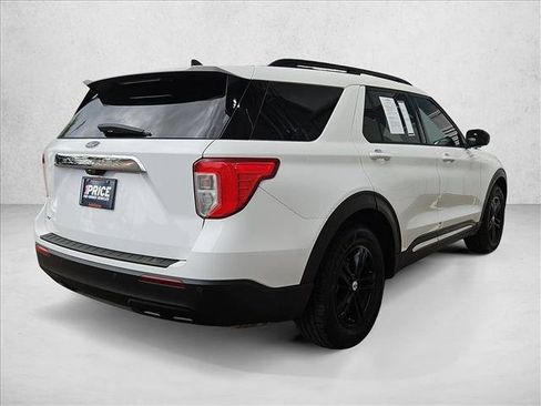 Used 2021 Ford Explorer XLT RWD image 5