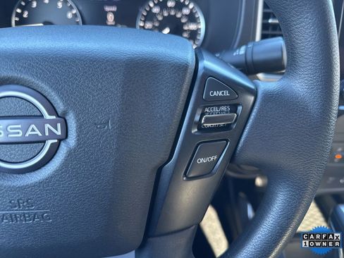 Used 2023 Nissan Frontier SV image 18