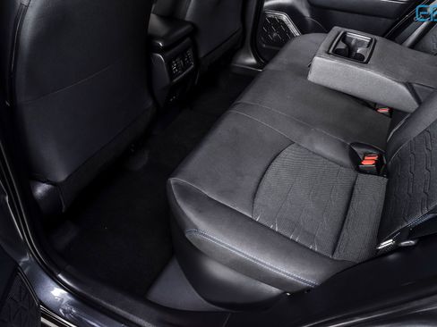 Used 2024 Toyota RAV4 SE image 20