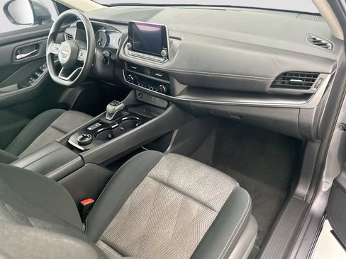 Used 2024 Nissan Rogue SV AWD/4WD image 15