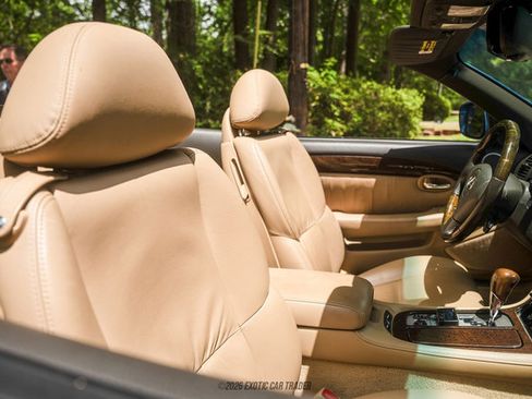 Used 2010 Lexus SC 430 Convertible RWD image 46