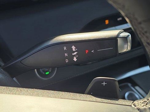 Used 2025 Buick Enclave Preferred image 30