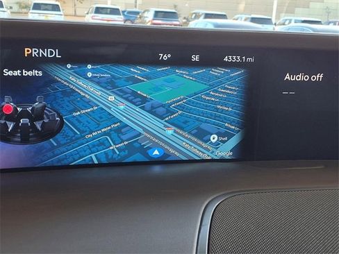 Certified 2025 Lincoln Nautilus Premier image 15