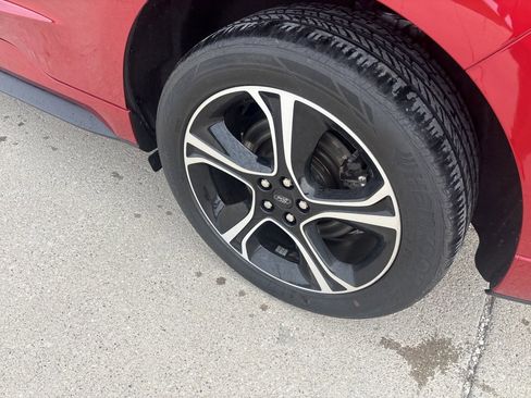 Used 2024 Ford Edge ST image 8