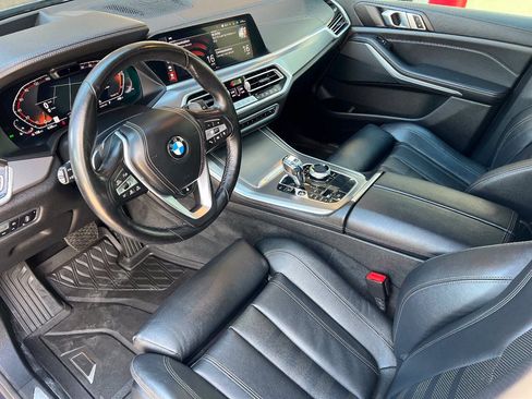 Used 2021 BMW X5 xDrive40i AWD/4WD image 16