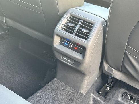 New 2026 Volkswagen Tiguan SEL R-Line image 23