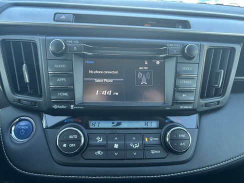 Used 2016 Toyota RAV4 XLE image 13