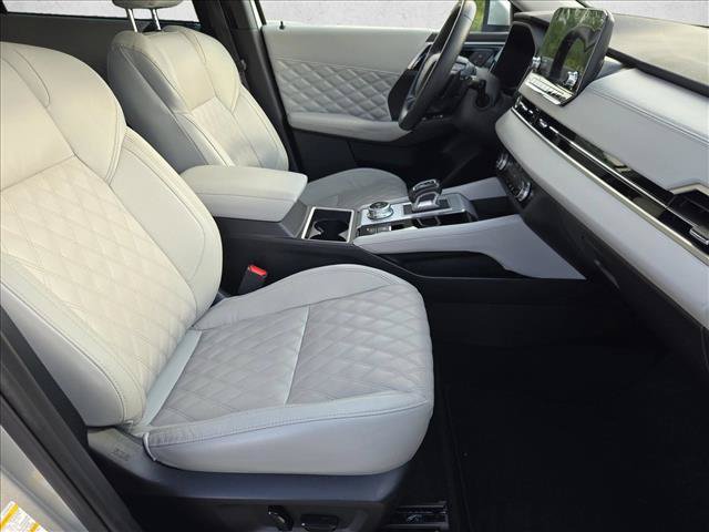 Used 2023 Mitsubishi Outlander SEL FWD image 16