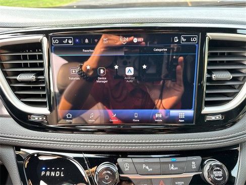 New 2025 Chrysler Pacifica Select image 29