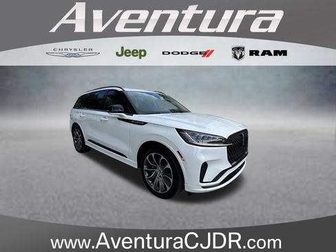 Used 2026 Lincoln Aviator 2WD w/ Jet Appearance Package image 1