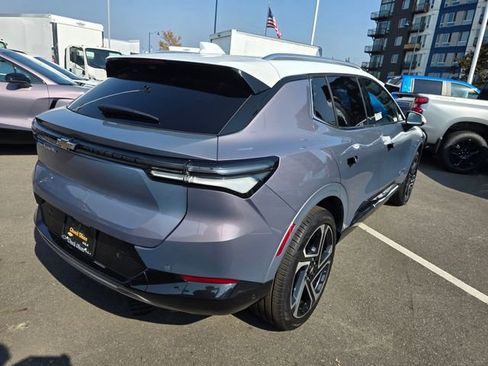 New 2025 Chevrolet Equinox EV LT image 5