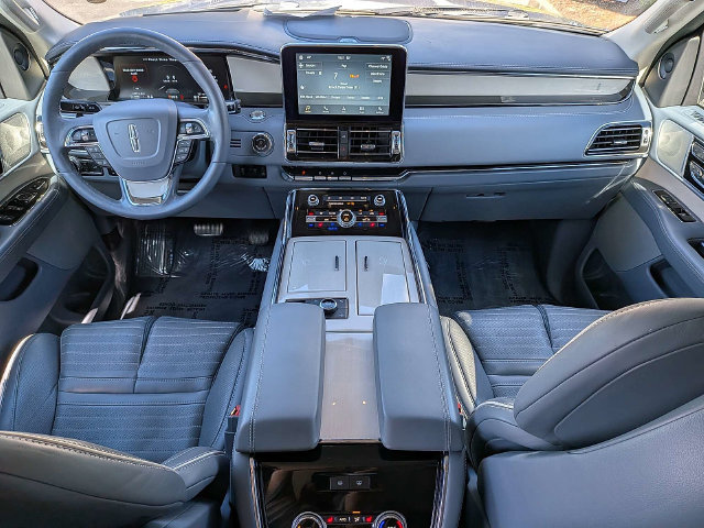 Used 2019 Lincoln Navigator Black Label AWD/4WD image 17