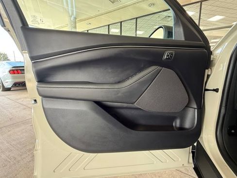 Used 2025 Ford Mustang Mach-E Select w/ Comfort Package Lite image 23