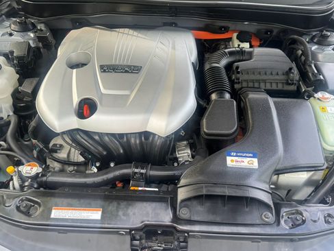 Used 2014 Hyundai Sonata Hybrid image 21