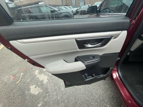 Used 2018 Honda CR-V LX image 22