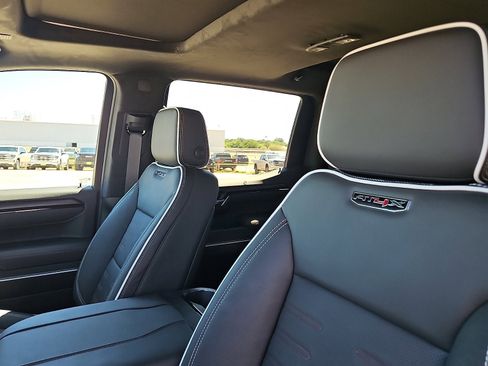 New 2026 GMC Sierra 1500 AT4X AWD/4WD image 11