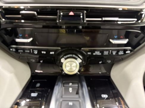 Certified 2026 Acura MDX SH-AWD w/ Technology Package image 40