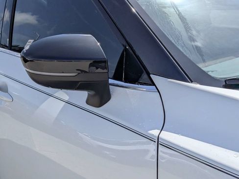 Used 2024 Nissan Pathfinder Platinum w/ Cargo Package FWD image 10