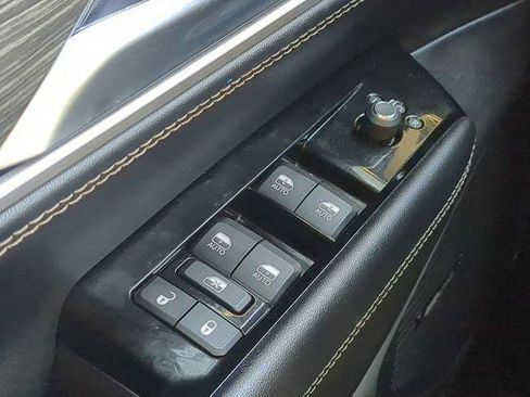 Certified 2022 Jeep Wagoneer Series III image 31