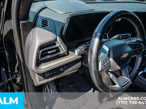 Used 2025 Chevrolet Traverse LT FWD image 39