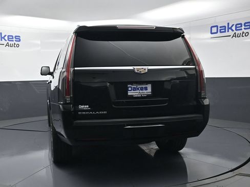 Used 2020 Cadillac Escalade Platinum AWD/4WD image 7