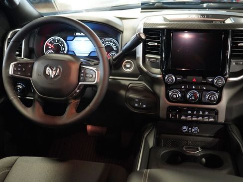 New 2026 RAM 2500 Big Horn AWD/4WD image 13