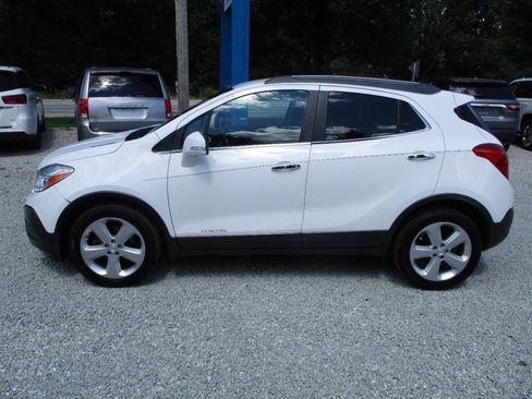 Used 2016 Buick Encore FWD image 2