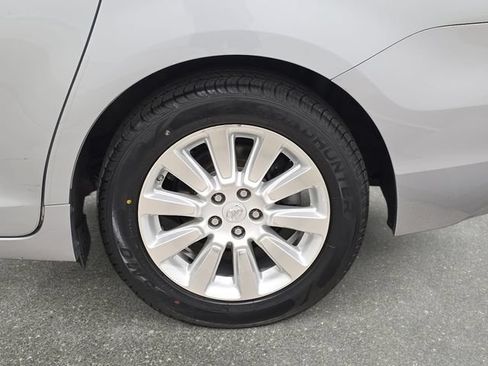 Used 2015 Toyota Sienna XLE w/ XLE Navigation Package AWD/4WD image 33