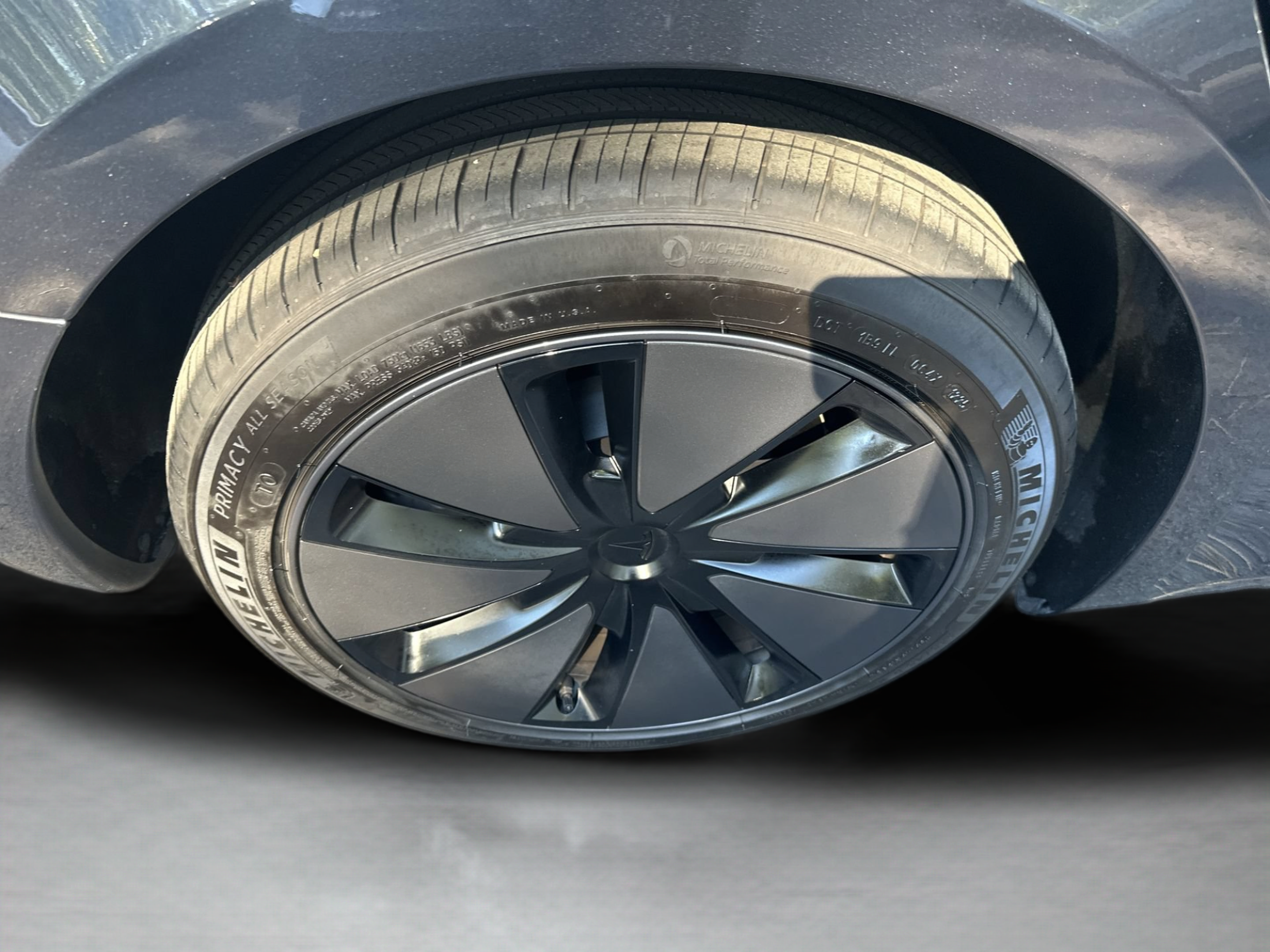 Used 2025 Tesla Model 3 Long Range RWD image 18