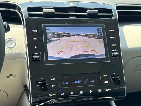 Used 2024 Hyundai Tucson SEL FWD image 24