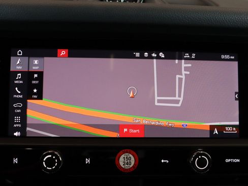 New 2026 Porsche Macan image 22