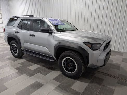 Used 2025 Toyota 4Runner TRD Off-Road AWD/4WD image 5